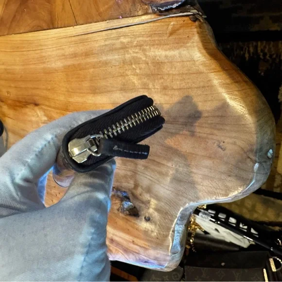 GUCCI GG Crystal Vinyl Coated Coin Purse Wallet Beige - Picture 4 of 10